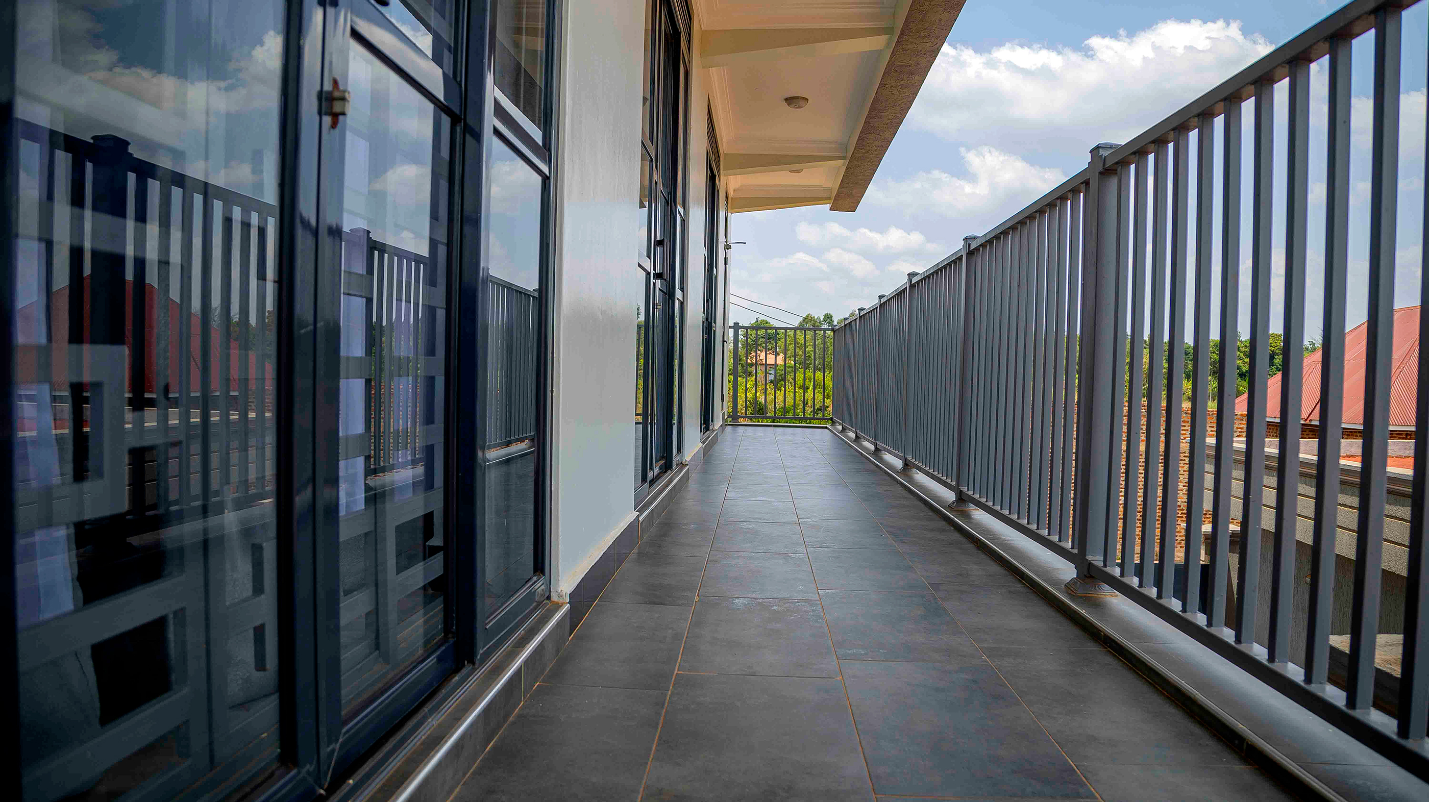 Resort gallery slide 6